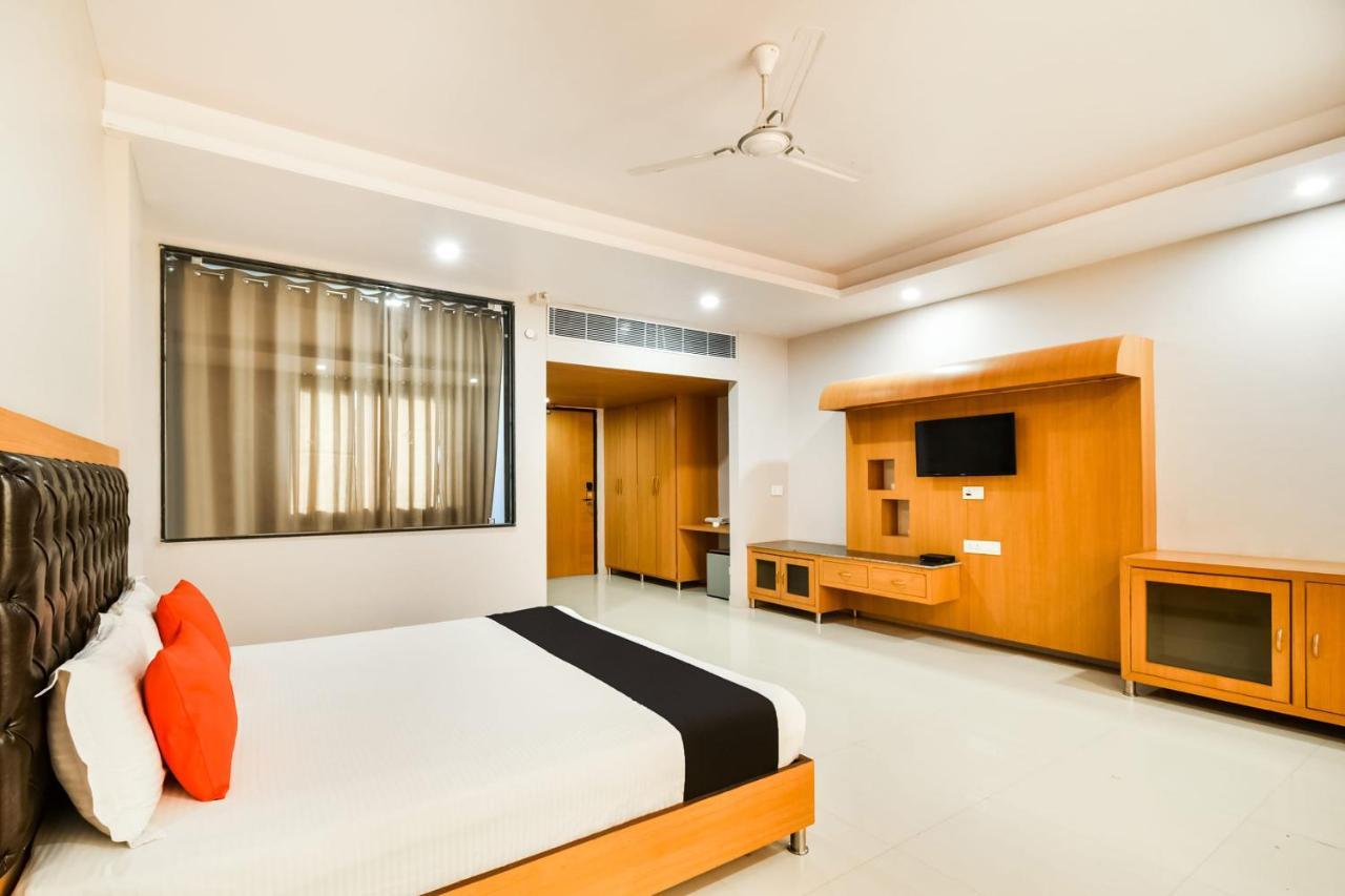 Townhouse 652 Hotel Royal Akshayam Jaipur Eksteriør billede