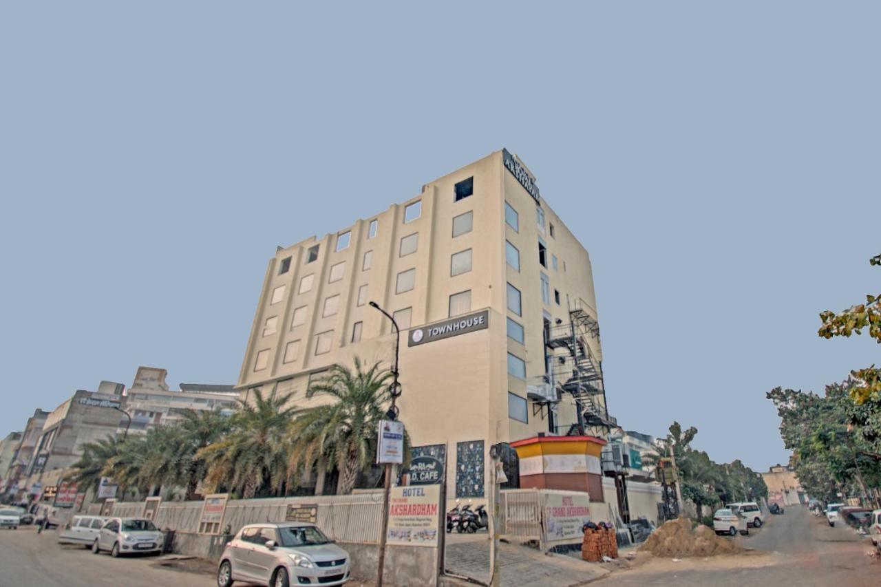 Townhouse 652 Hotel Royal Akshayam Jaipur Eksteriør billede